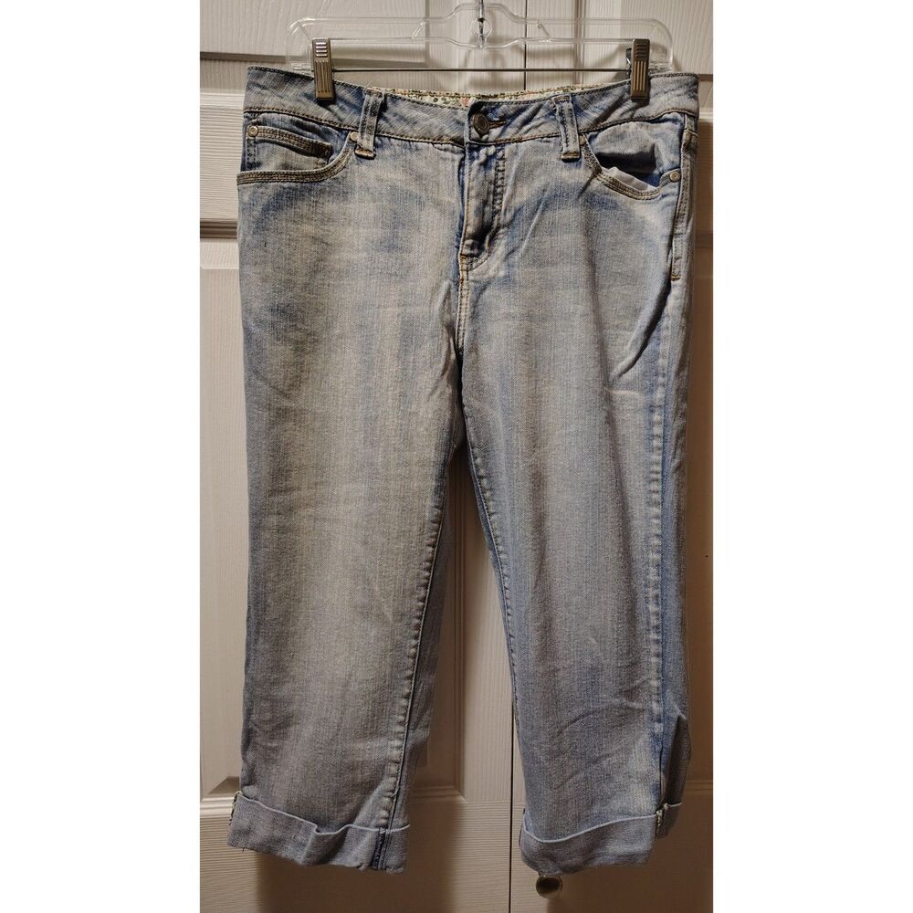 Faded Glory Women's Light Wash Denim Crop Jeans Cuffed Capri Boyfriend 10